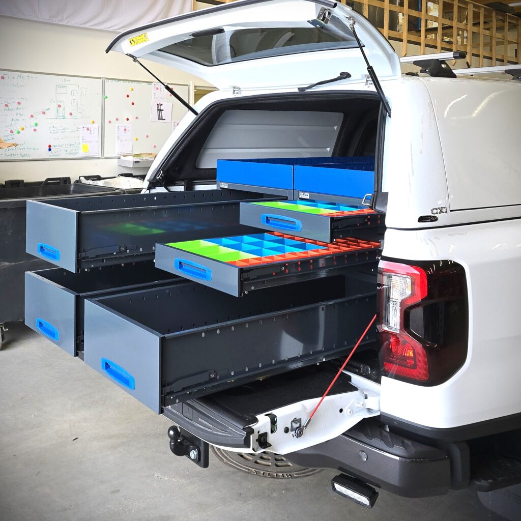 Ford Ranger pitkät vetolaatikot
