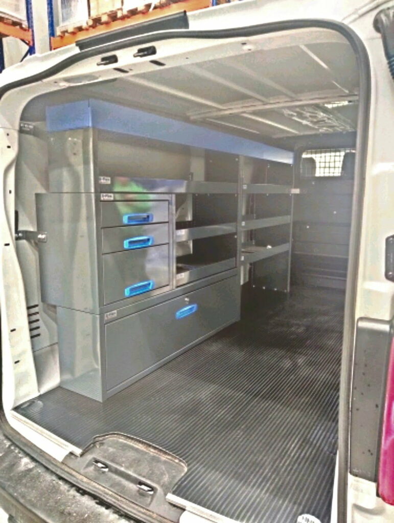 toyota proace pakettiauton hyllyt