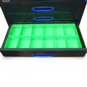 Vetolaatikkosisusta 12 purkkia