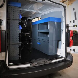 Toyota Proace pakettiauton kalusteet