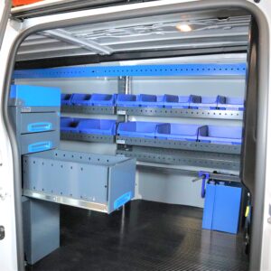 Toyota Proace pakettiauton laatikosto