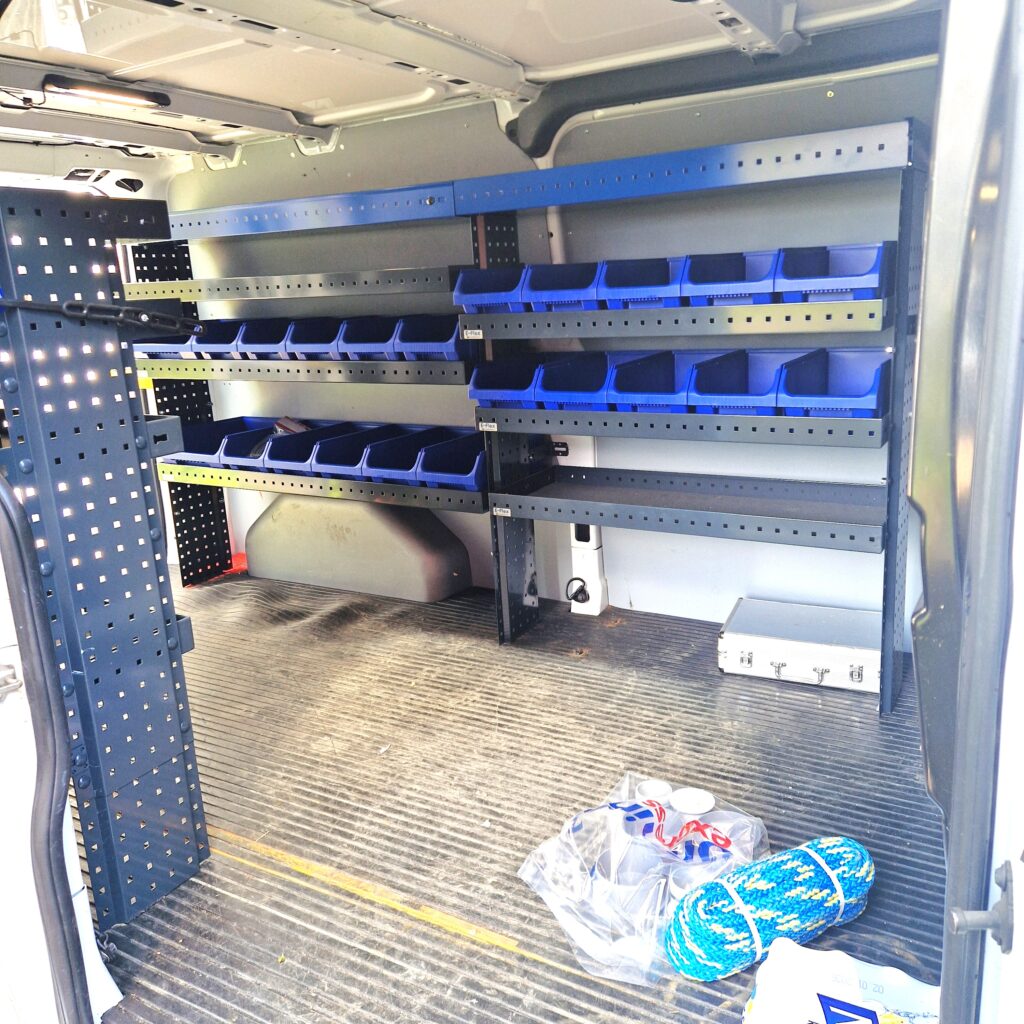 hyllyt pakuun asiakaskokemus tpr tilanhoito ford transit custom