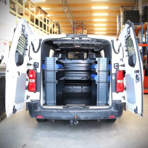 Citroën Jumpy hyllyt sopivat myös Fiat Scudoon