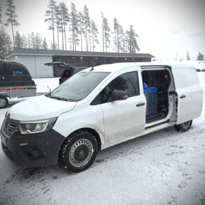 Renault Kangoo pakettiauton 760 mm syvät vetolaatikot aukeavat kuljettajan puolen liukuovesta